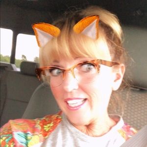 Meet your Posher, Nancy